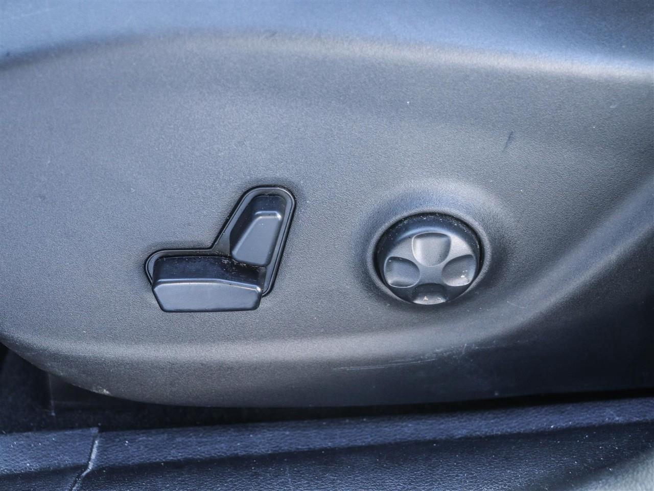 2019 Jeep Cherokee Trailhawk 4dr 4x4 Photo