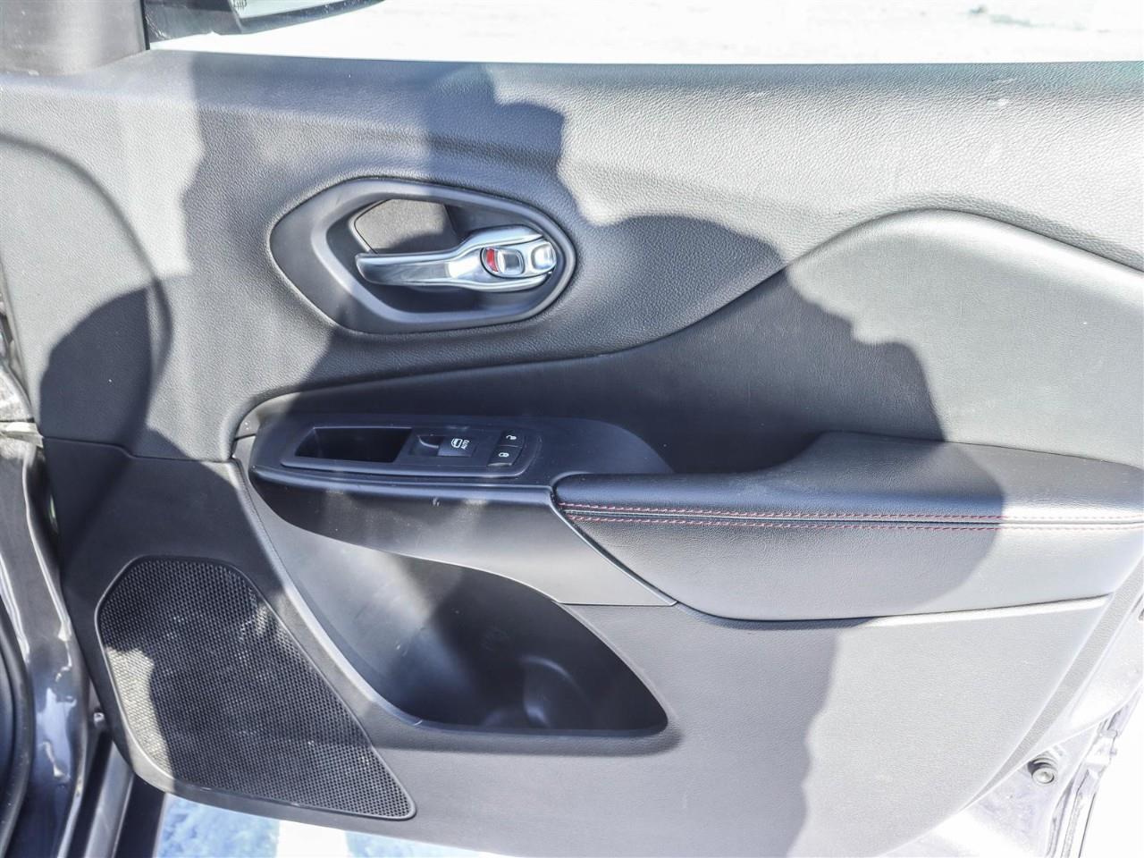 2019 Jeep Cherokee Trailhawk 4dr 4x4 Photo