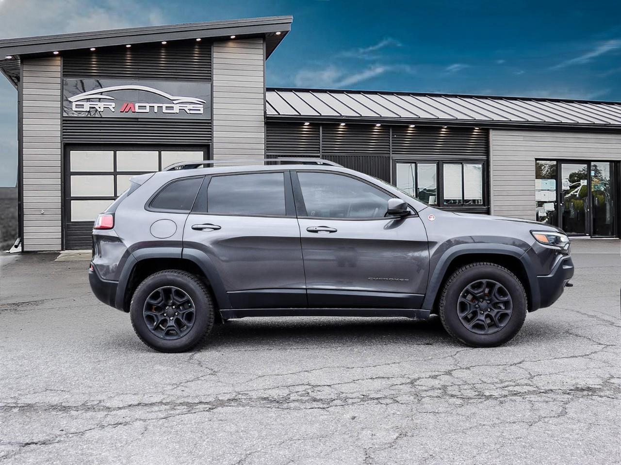 2019 Jeep Cherokee Trailhawk 4dr 4x4 Photo2