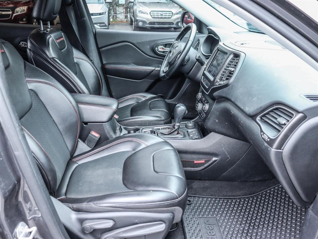 2019 Jeep Cherokee Trailhawk 4dr 4x4 Photo