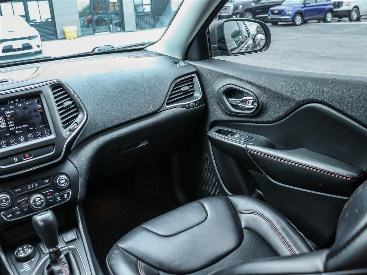 2019 Jeep Cherokee Trailhawk 4dr 4x4 Photo