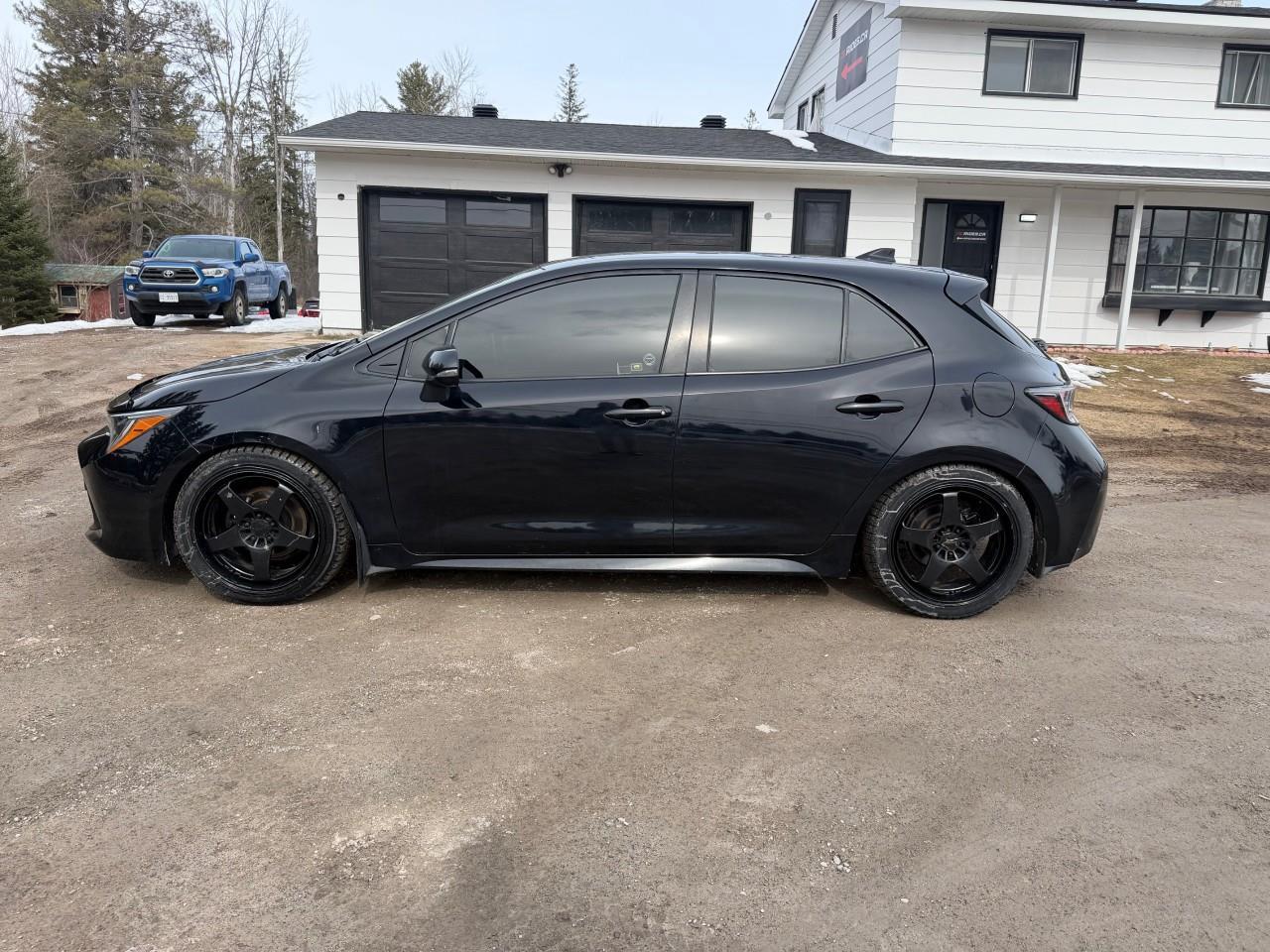 2019 Toyota Corolla Hatchback Base (M6) 5dr Photo