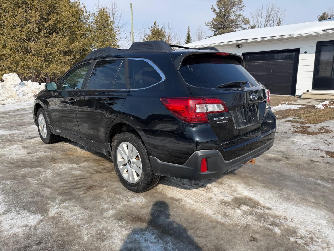 2018 Subaru Outback 3.6R Premier EyeSight Package (CVT) 4dr All-Wheel Drive Photo2