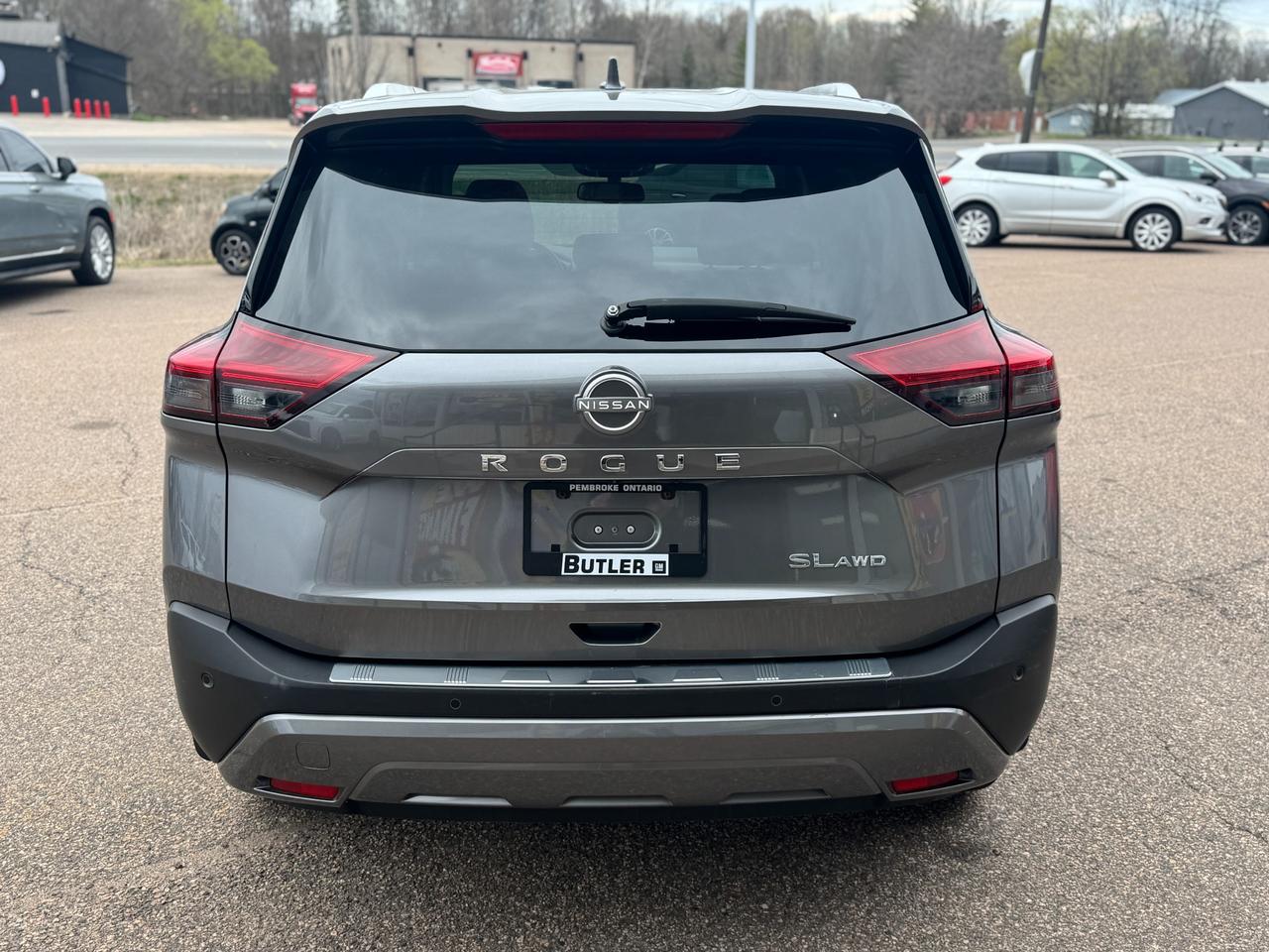 2023 Nissan Rogue SL 4dr All-Wheel Drive Sport Utility Photo3