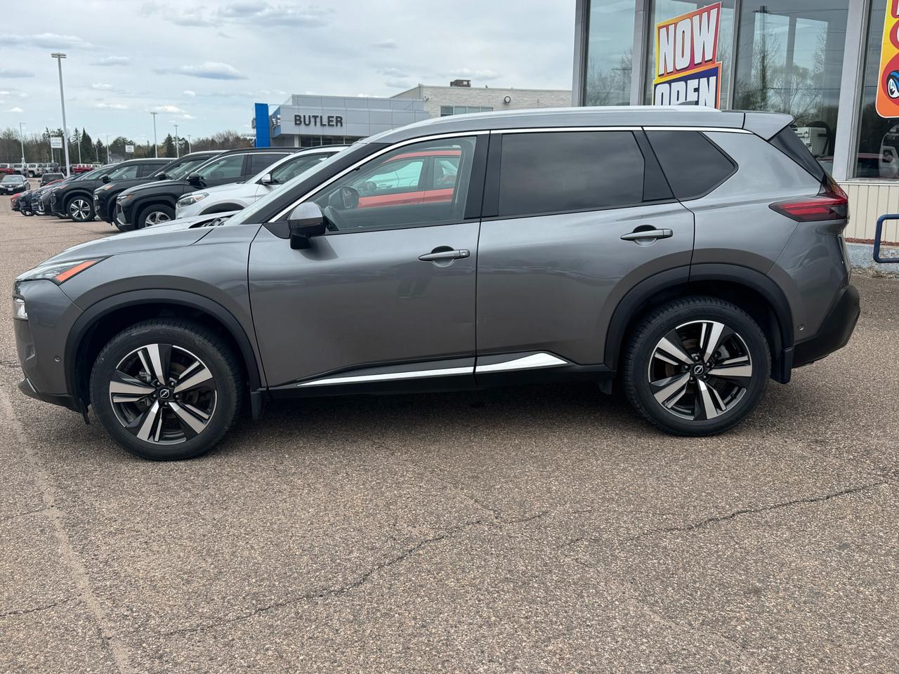 2023 Nissan Rogue SL 4dr All-Wheel Drive Sport Utility Photo
