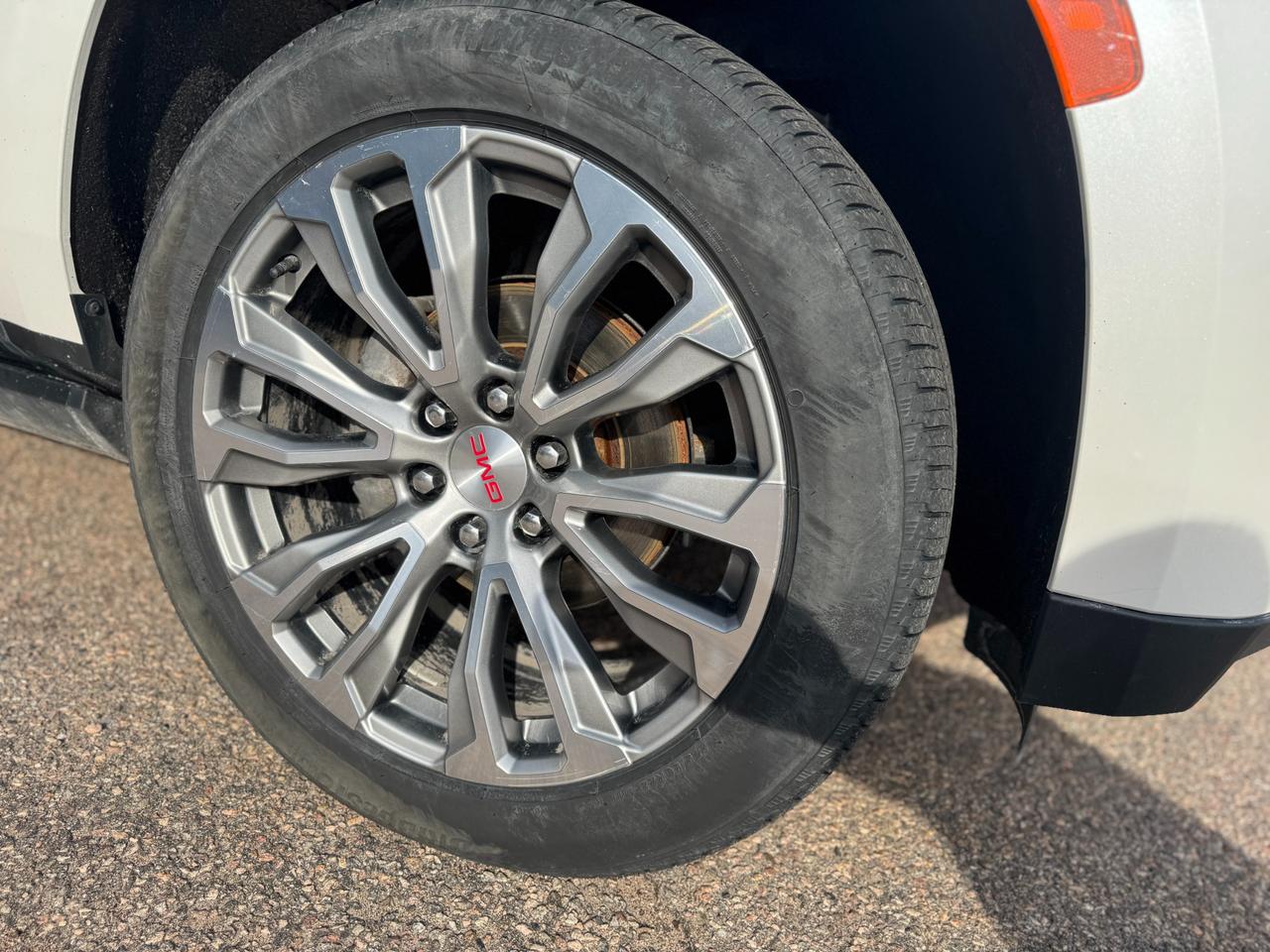 2021 GMC Yukon Denali 4X4 Photo