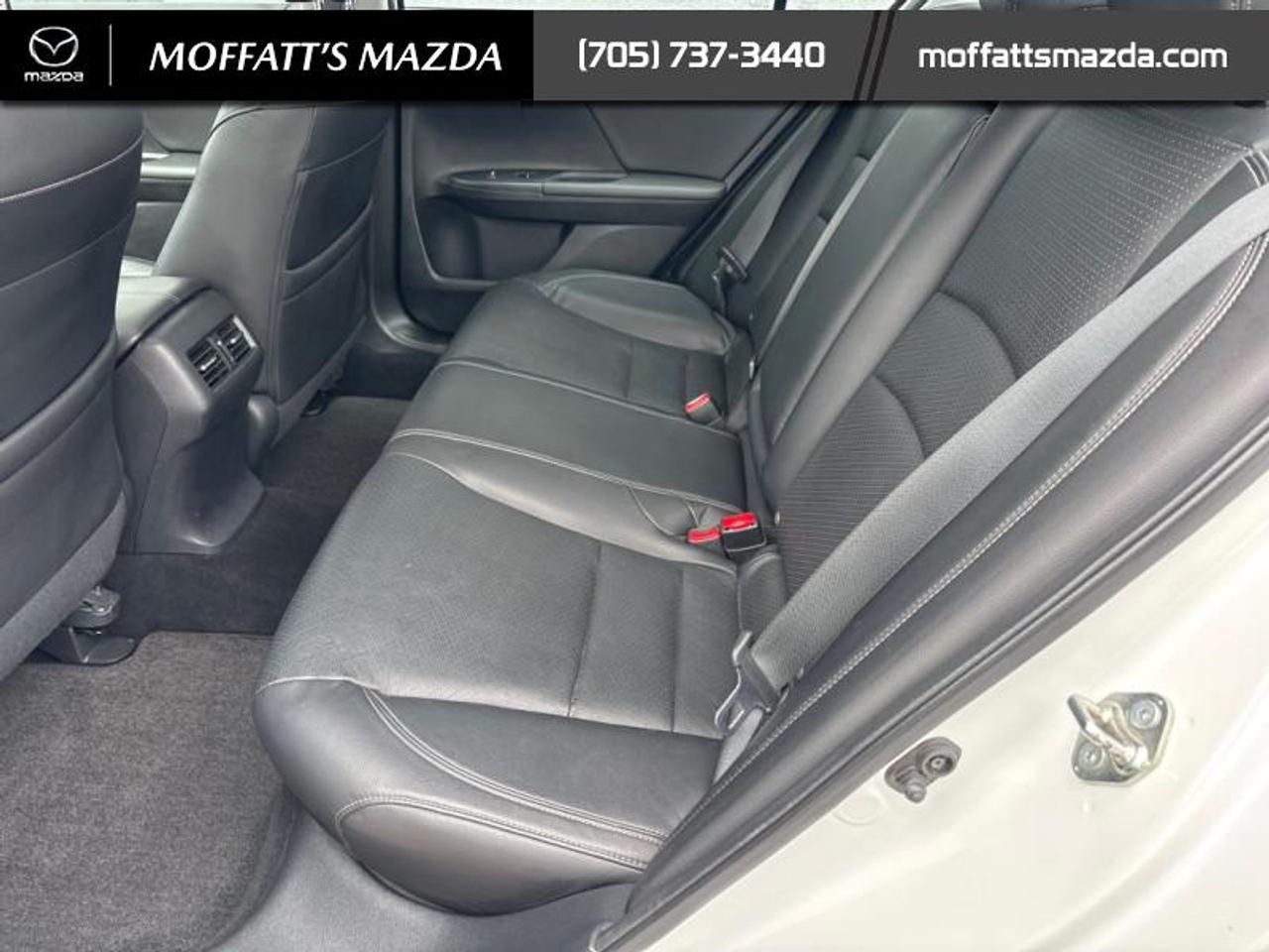 2017 Honda Accord Sedan TOURING Photo