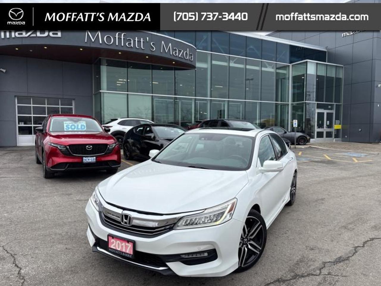 2017 Honda Accord Sedan TOURING Photo0