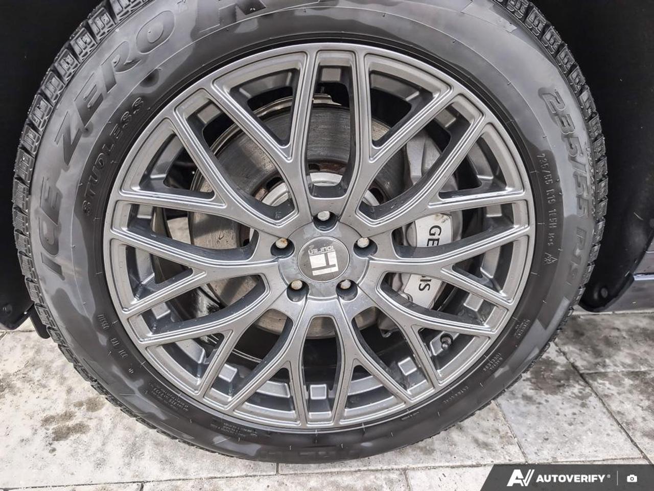 2024 Genesis GV70 2.5T Advanced Plus 4dr All-Wheel Drive Photo