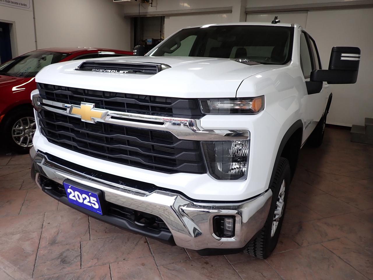 2025 Chevrolet SILVERADO 2500HD LT CREW CAB 4WD 6'4 BOX Photo