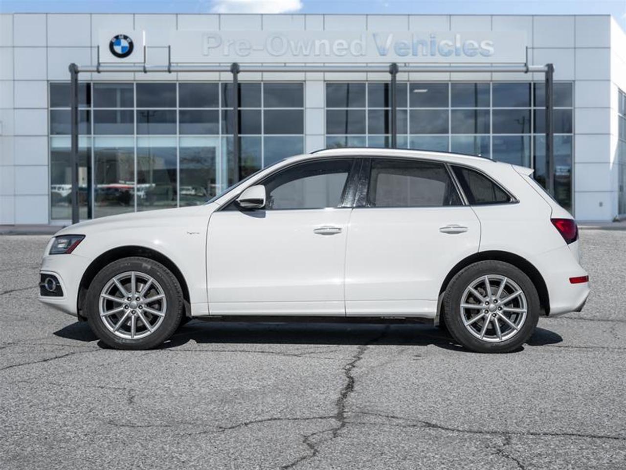 2016 Audi Q5 hybrid 2.0T 4dr All-Wheel Drive quattro Sport Utility Photo3