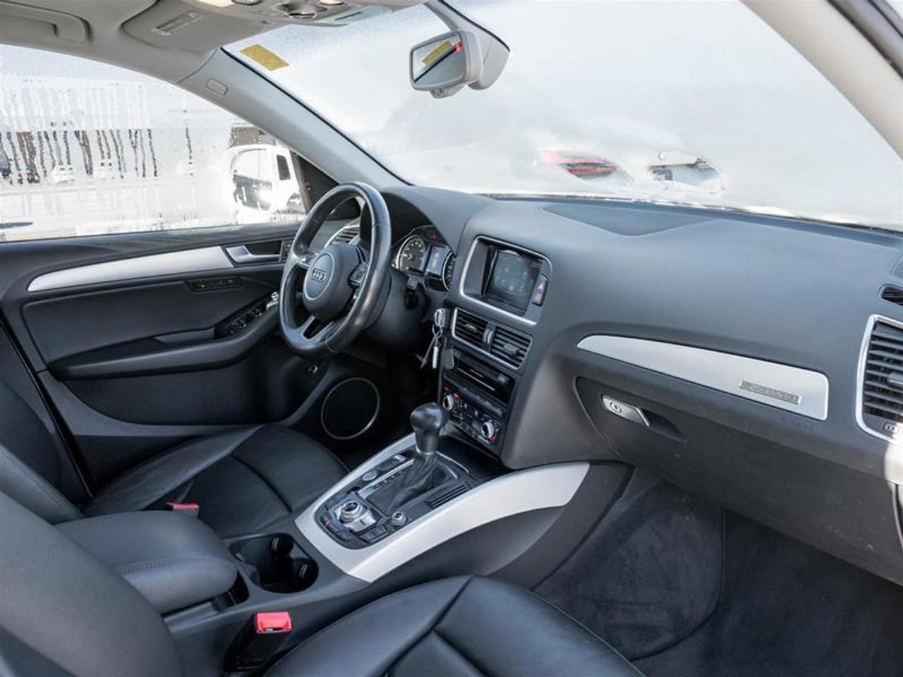 2016 Audi Q5 hybrid 2.0T 4dr All-Wheel Drive quattro Sport Utility Photo