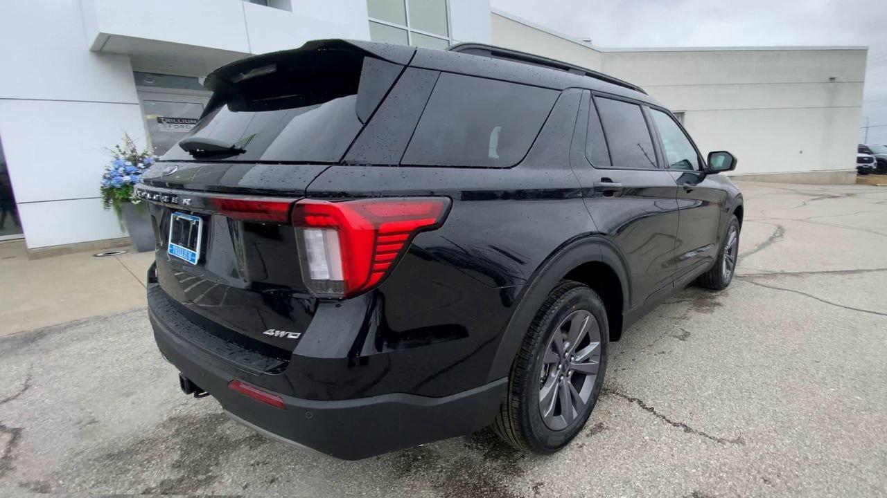 2026 Ford Explorer Active Photo