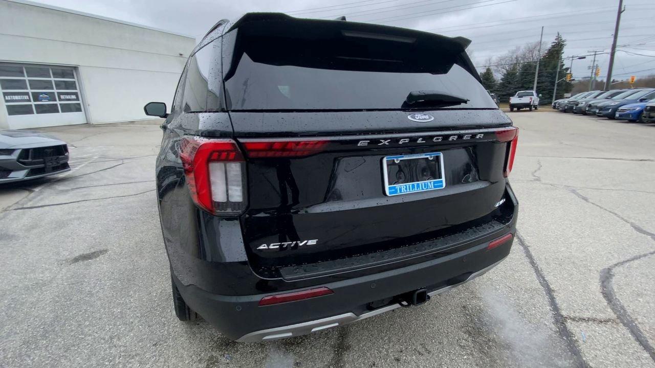 2026 Ford Explorer Active Photo