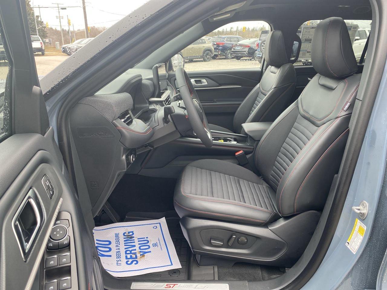 2026 Ford Explorer ST-Line Photo