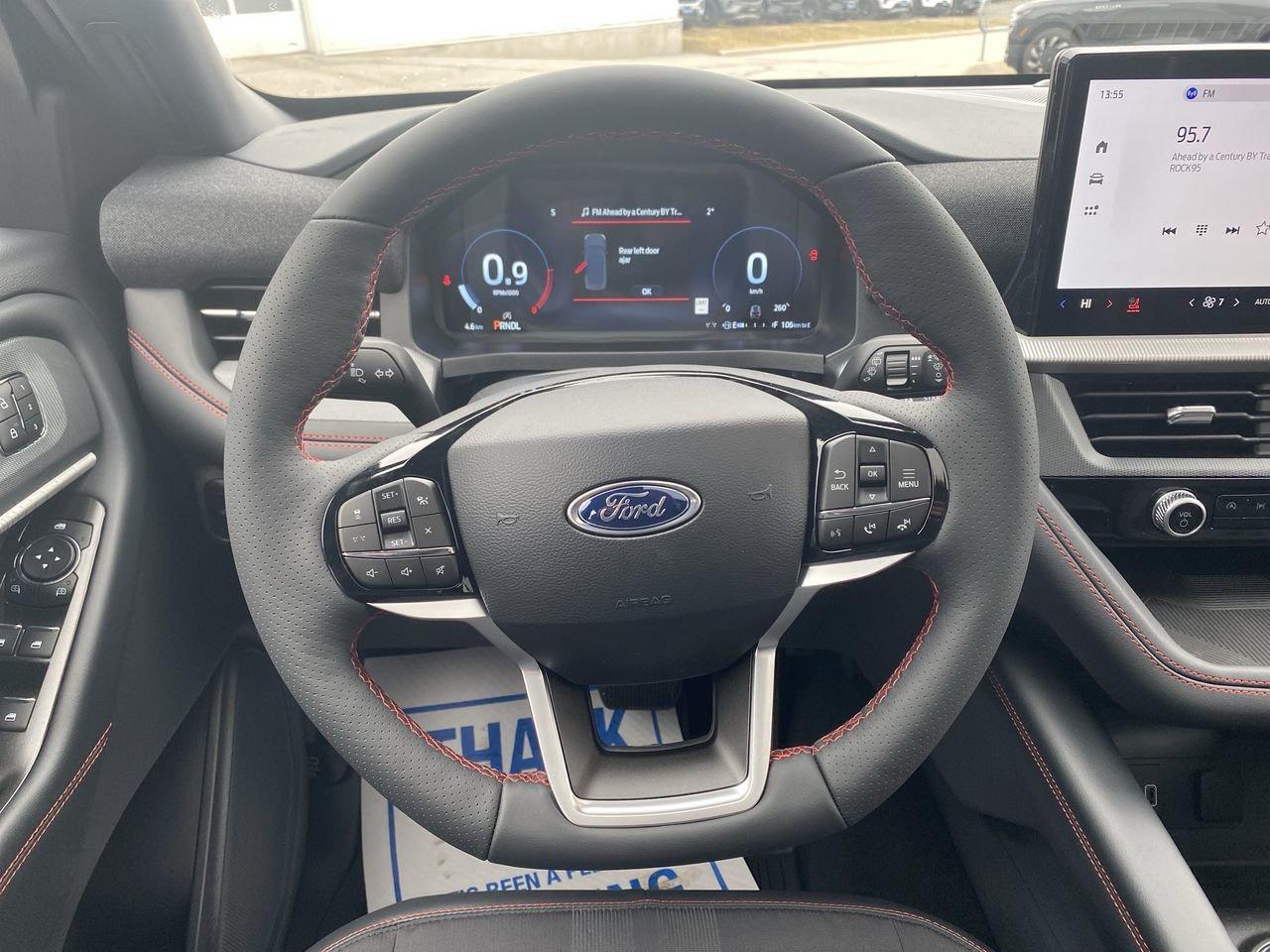 2026 Ford Explorer ST-Line Photo