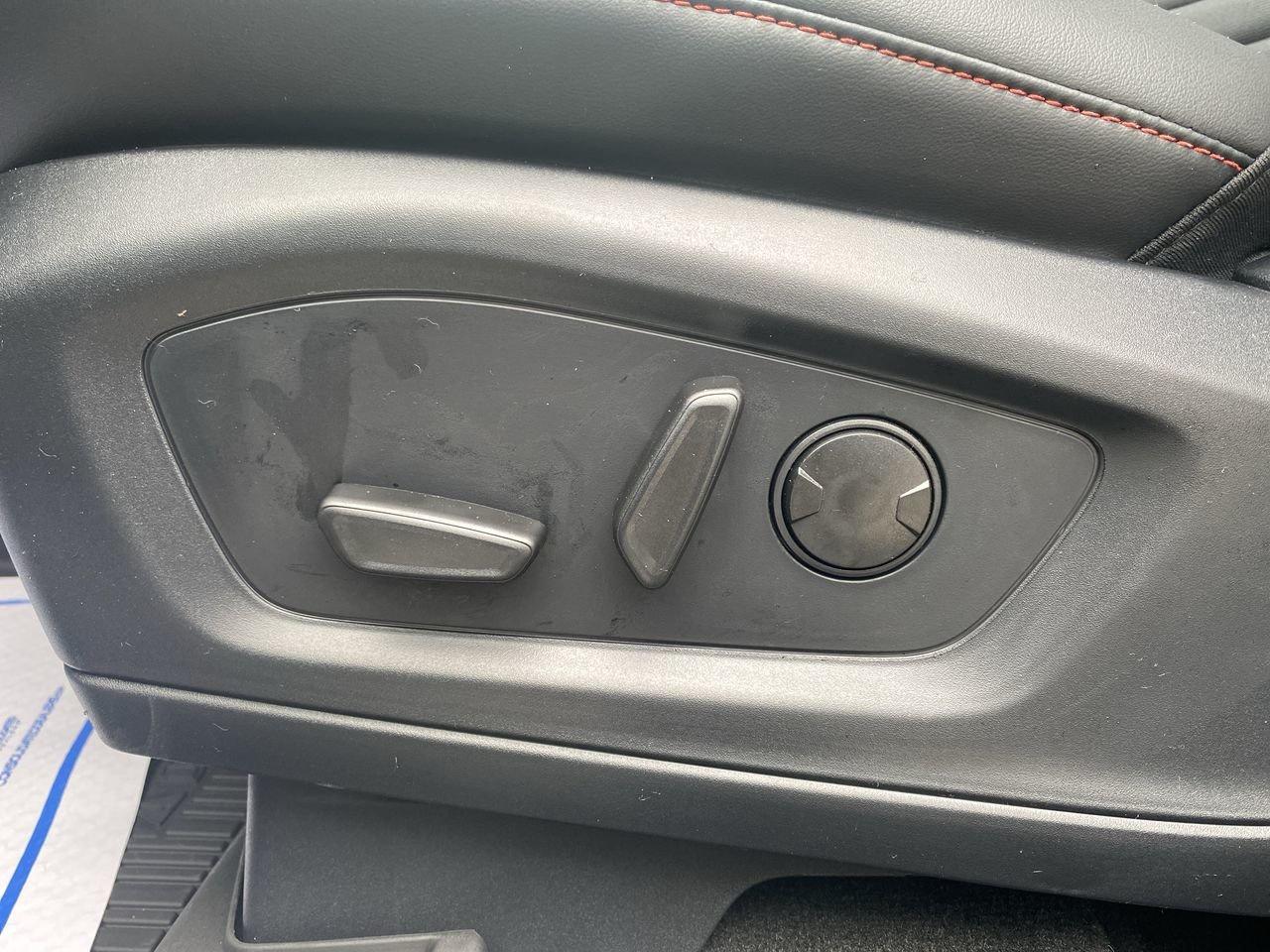 2026 Ford Explorer ST-Line Photo