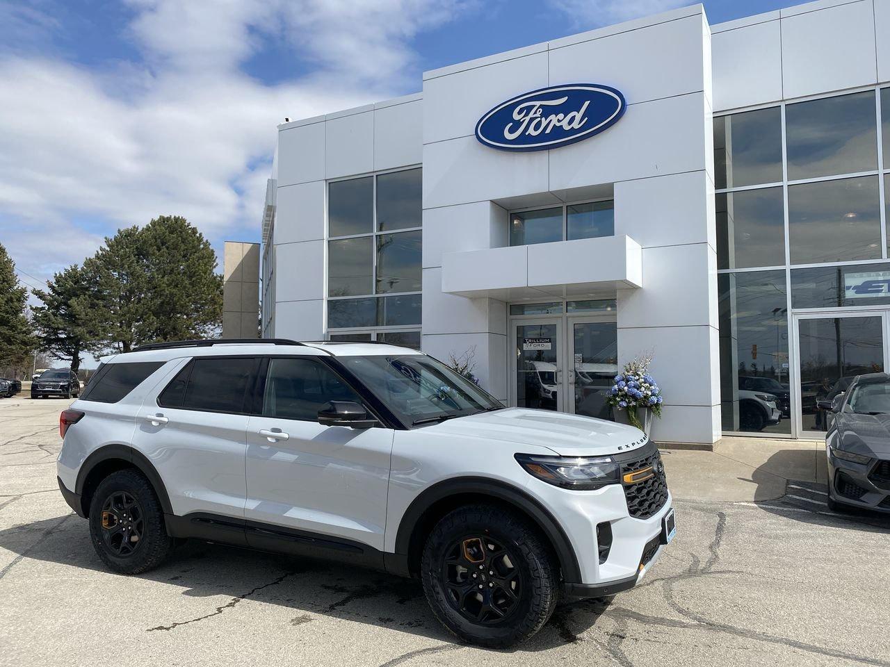 2026 Ford Explorer TREMOR Photo0