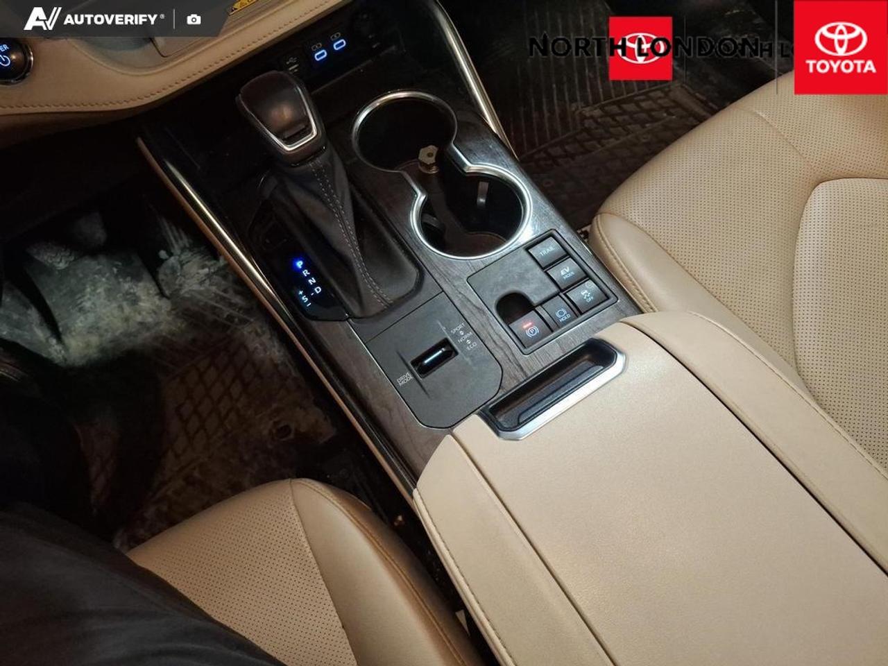 2023 Toyota Highlander Hybrid Limited 4dr All-Wheel Drive Photo