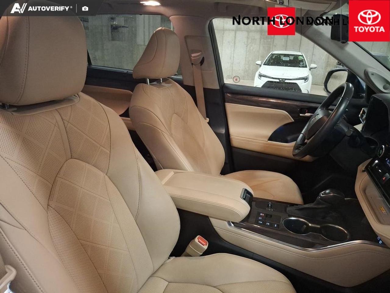 2023 Toyota Highlander Hybrid Limited 4dr All-Wheel Drive Photo