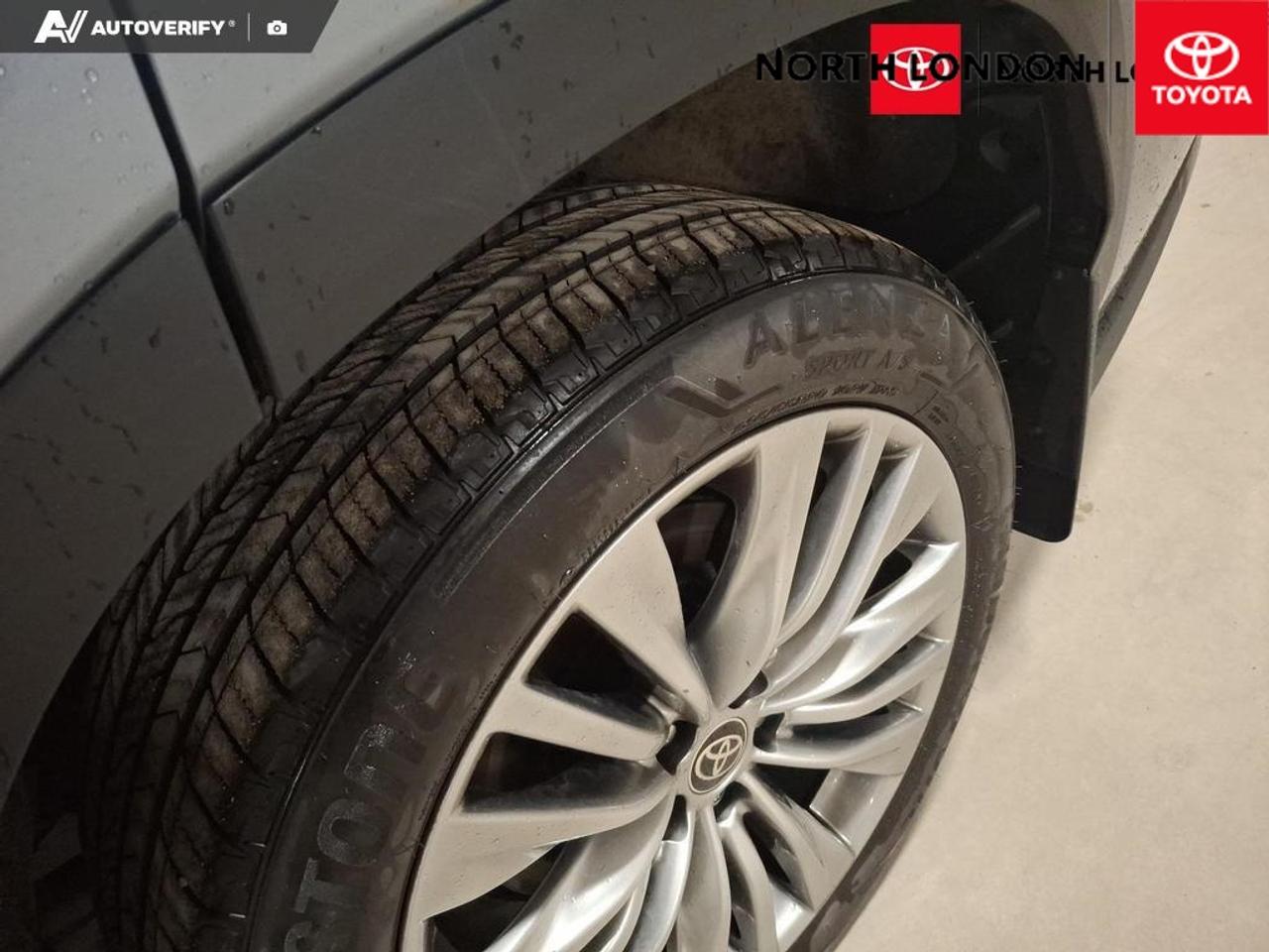 2023 Toyota Highlander Hybrid Limited 4dr All-Wheel Drive Photo