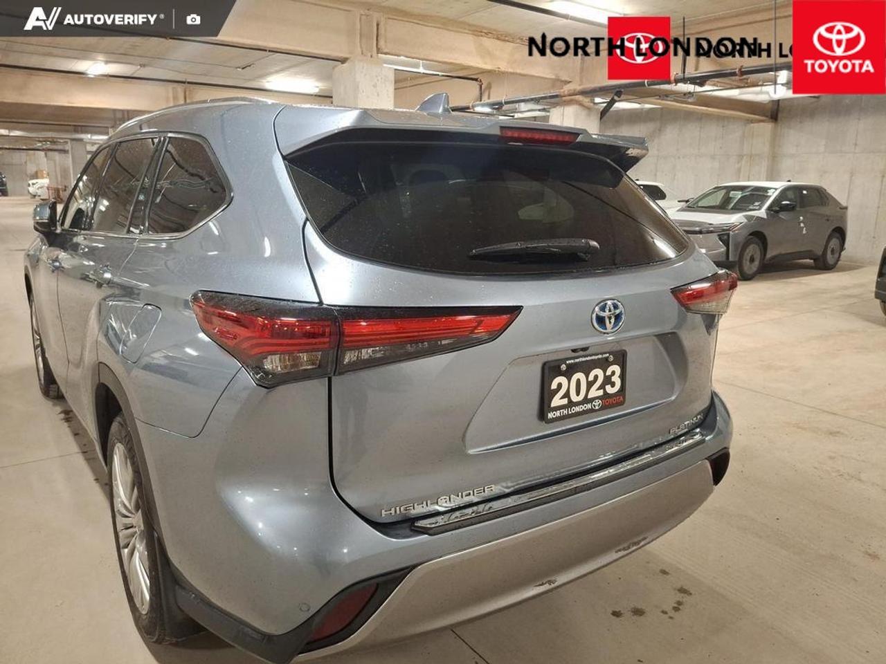 2023 Toyota Highlander Hybrid Limited 4dr All-Wheel Drive Photo