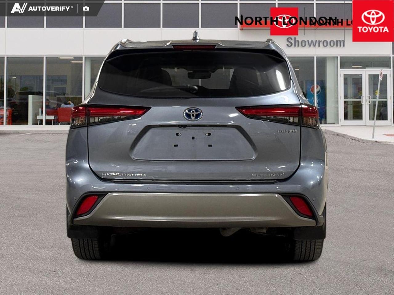2023 Toyota Highlander Hybrid Limited 4dr All-Wheel Drive Photo