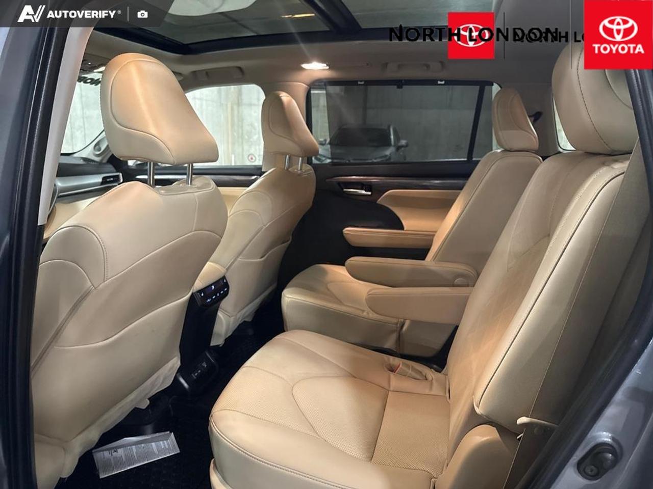 2023 Toyota Highlander Hybrid Limited 4dr All-Wheel Drive Photo