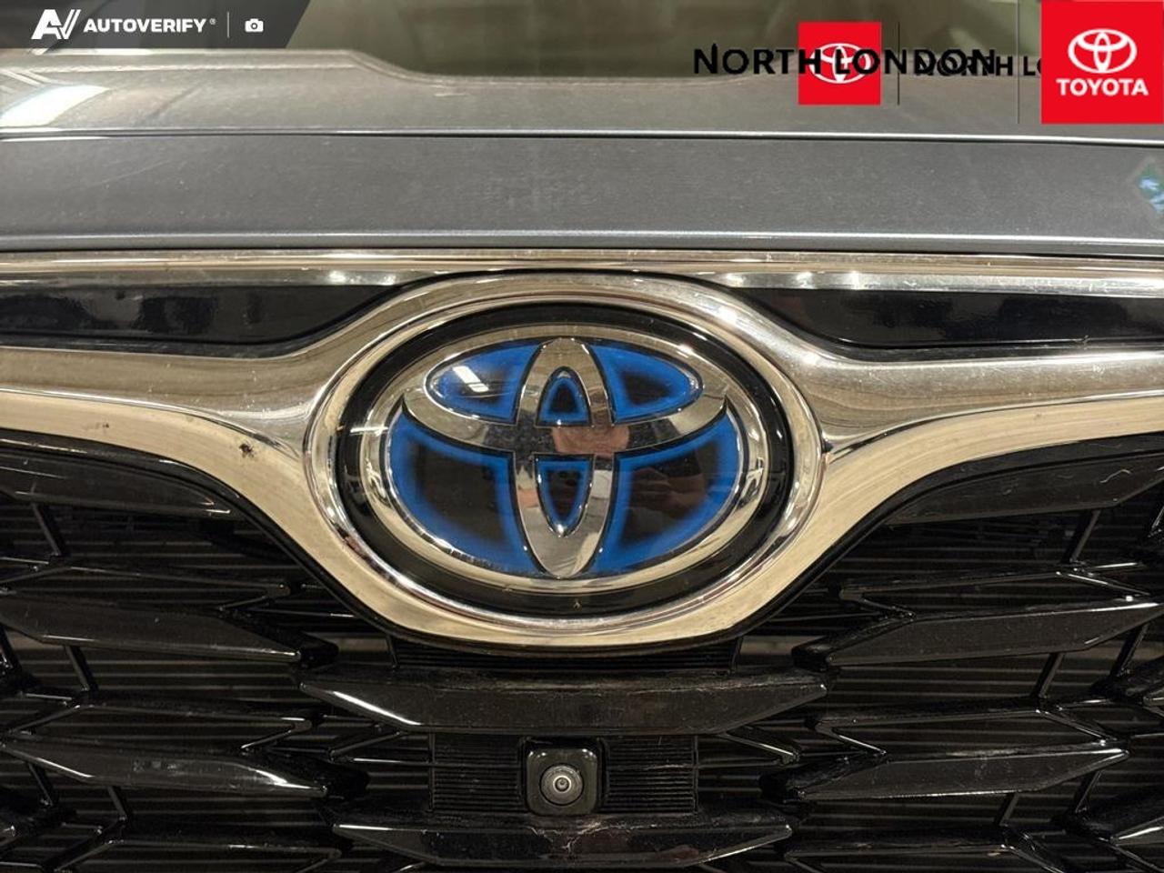 2023 Toyota Highlander Hybrid Limited 4dr All-Wheel Drive Photo