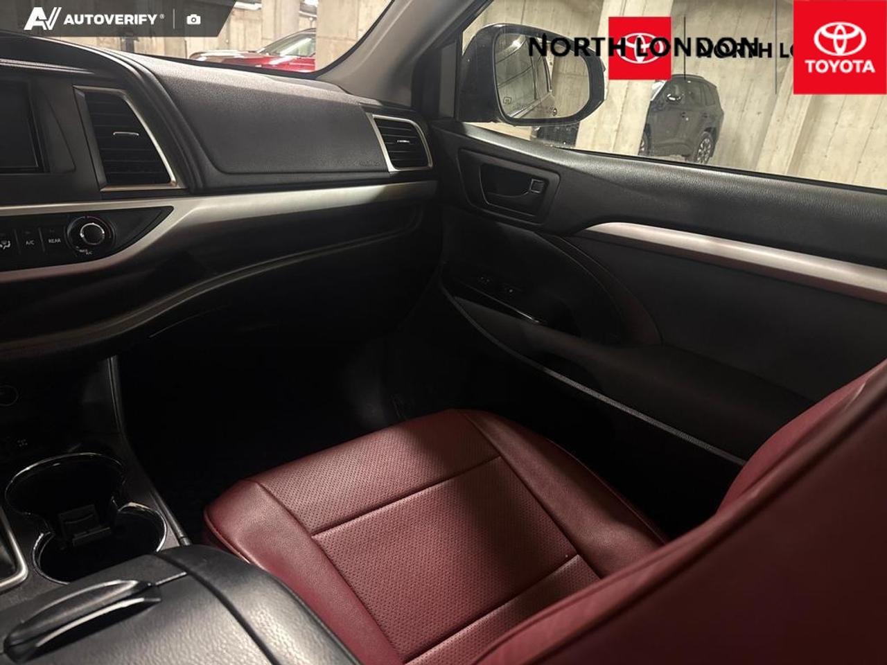 2016 Toyota Highlander LE 4dr All-wheel Drive Photo