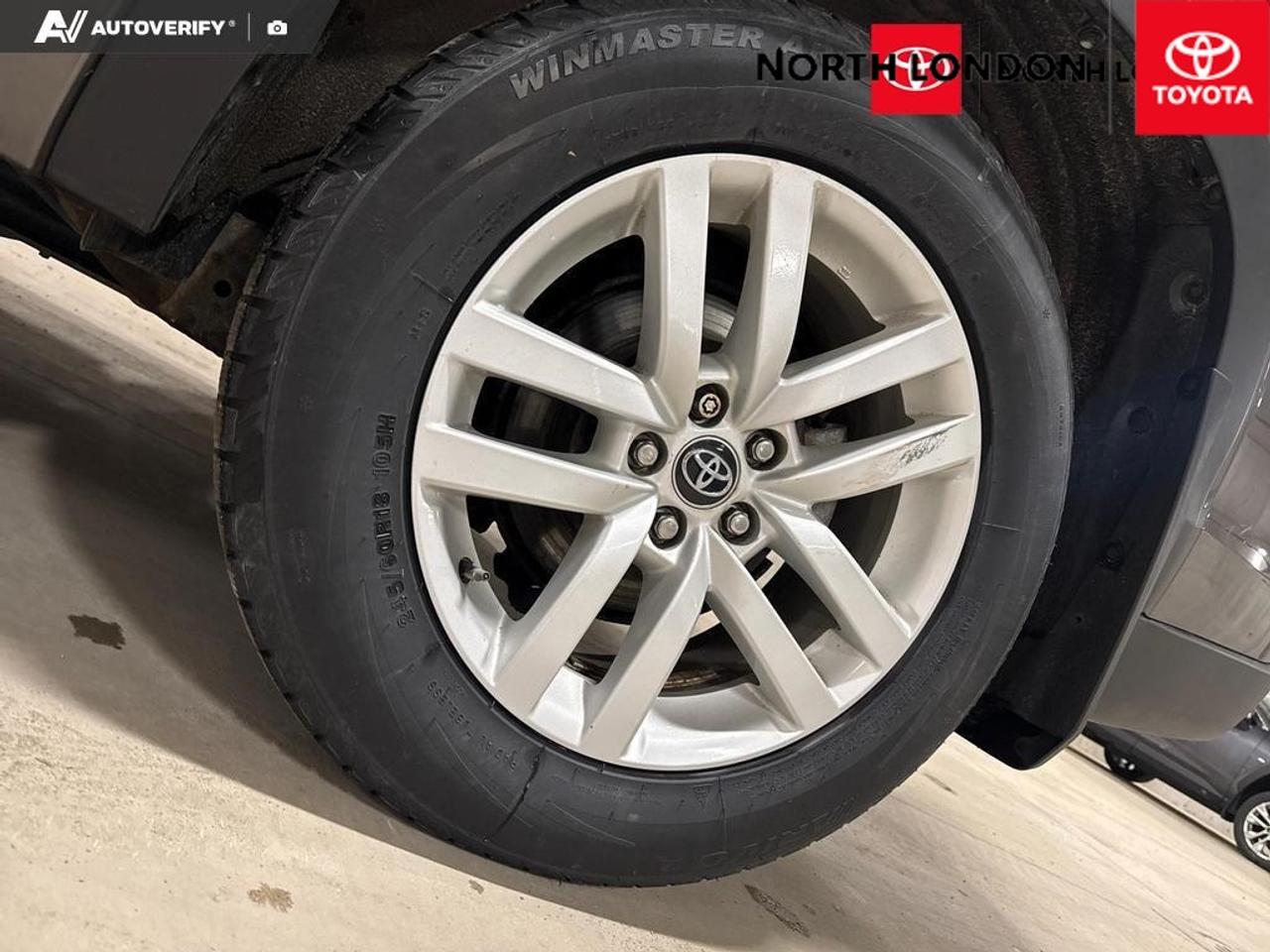 2016 Toyota Highlander LE 4dr All-wheel Drive Photo