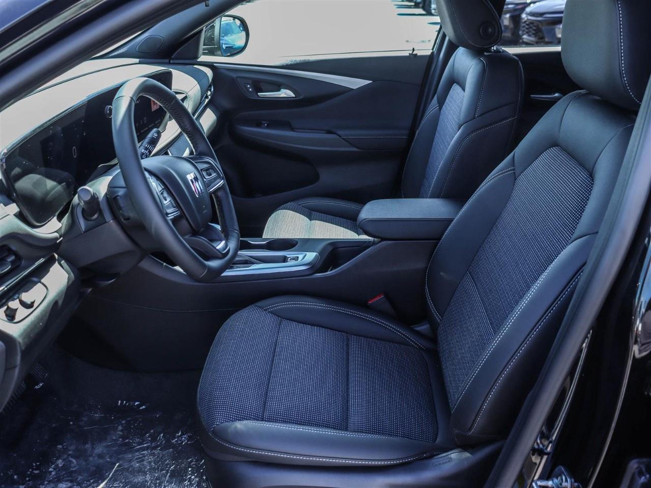 2026 Buick Envista FWD 4dr Preferred Photo