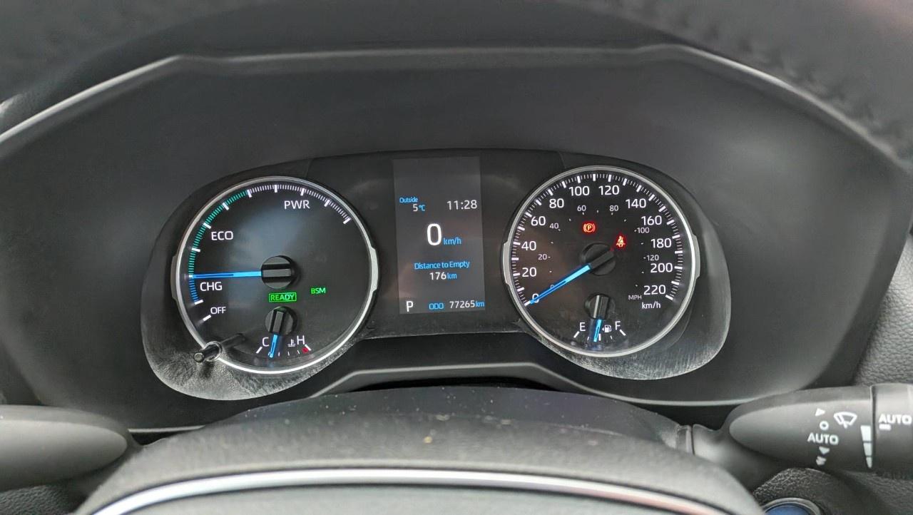 2022 Toyota RAV4 Hybrid SE AWD Photo
