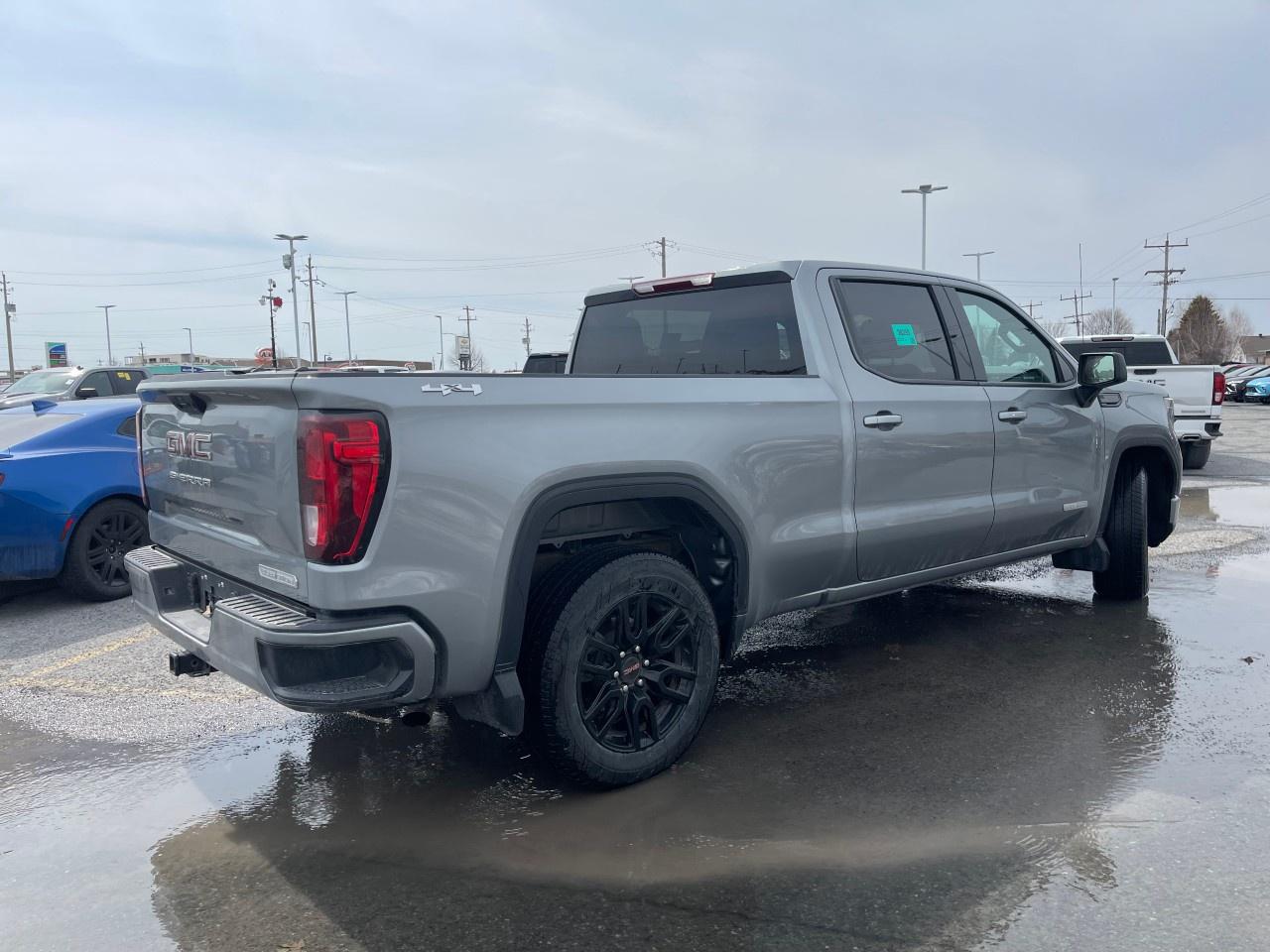 2024 GMC Sierra 1500 Crew Cab Standard Box 4-Wheel Drive Elevation Photo3
