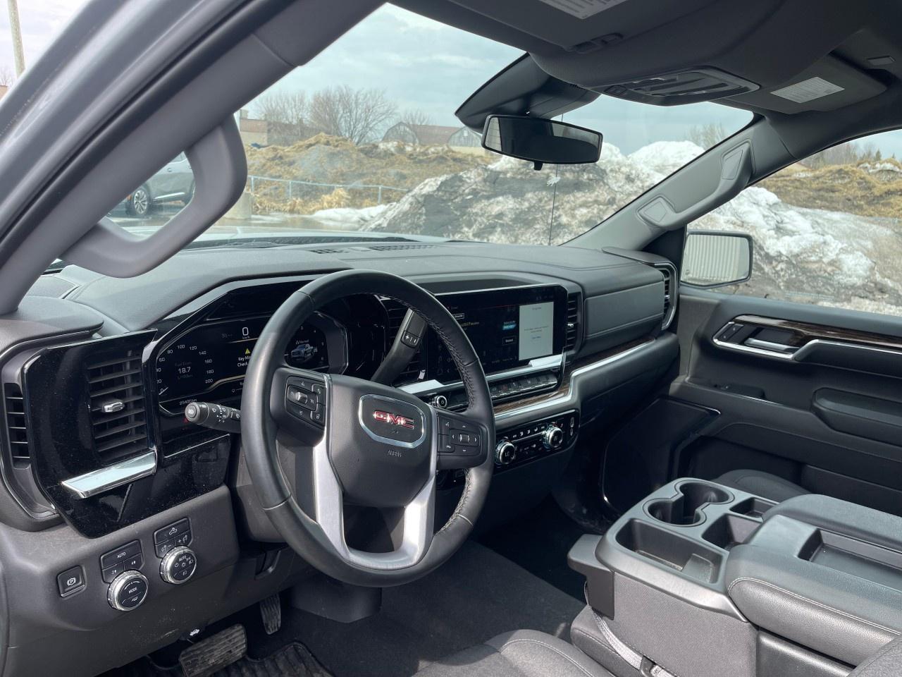 2024 GMC Sierra 1500 Crew Cab Standard Box 4-Wheel Drive Elevation Photo