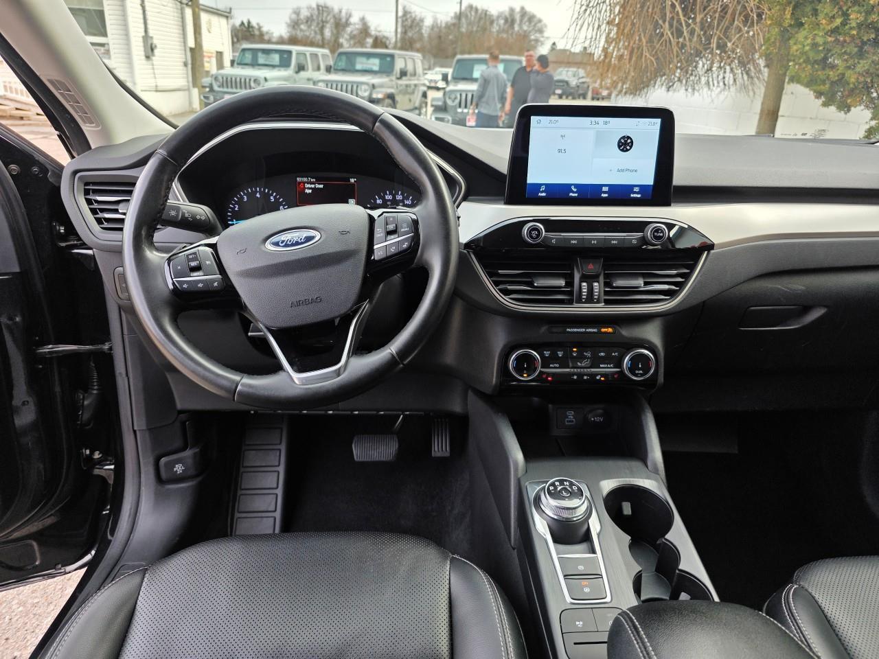 2022 Ford Escape SEL 4dr All-Wheel Drive Photo