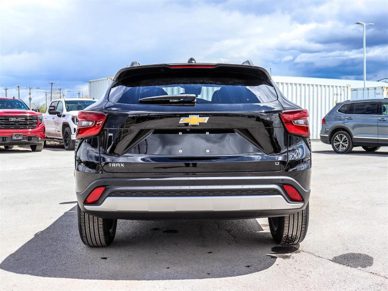 2026 Chevrolet Trax Fwd 4dr Lt Photo