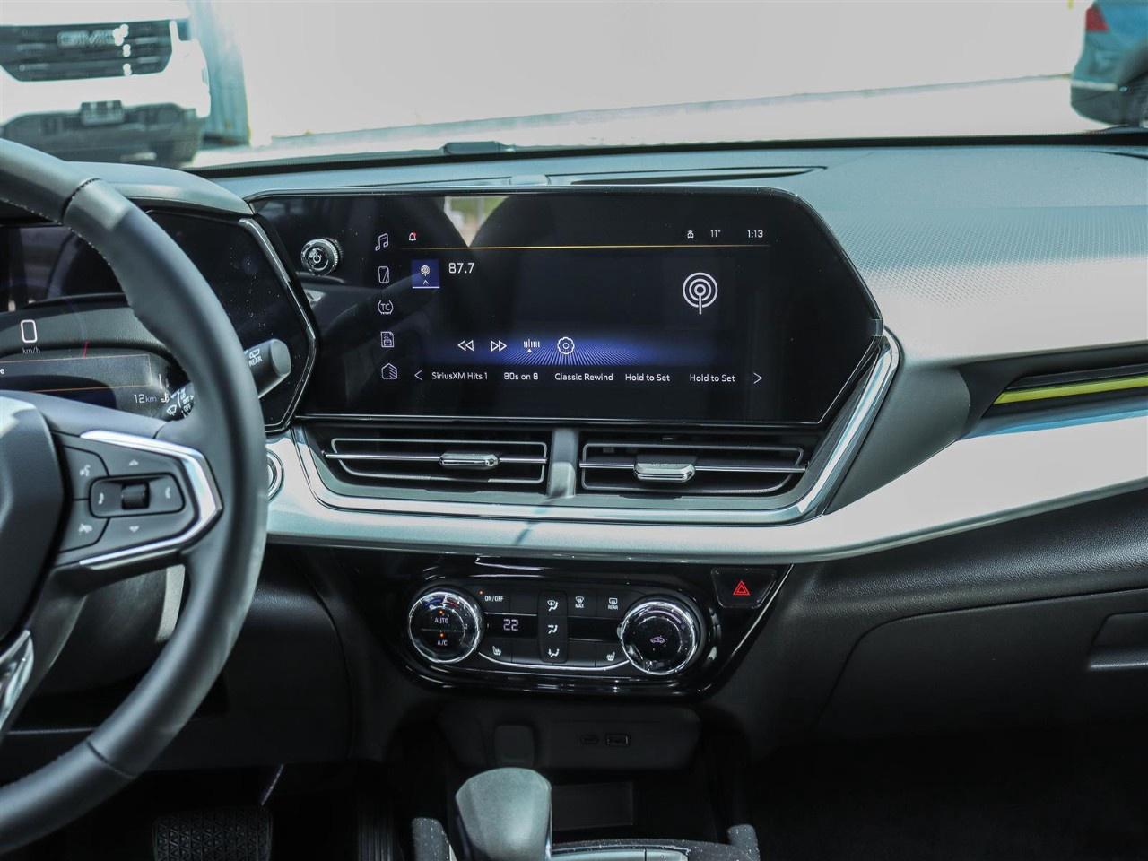 2026 Chevrolet Trax Fwd 4dr Lt Photo