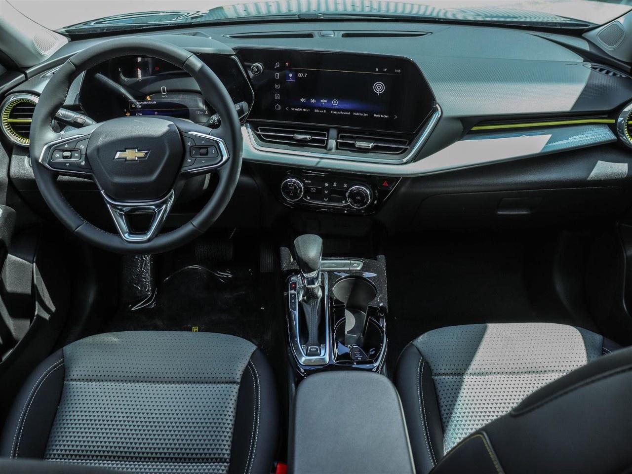 2026 Chevrolet Trax Fwd 4dr Lt Photo