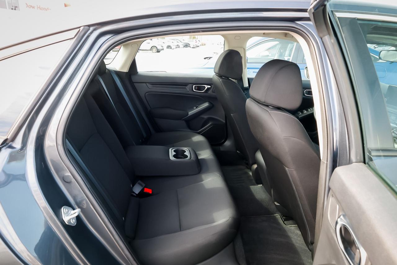 2022 Honda Civic LX 4dr Sedan Photo