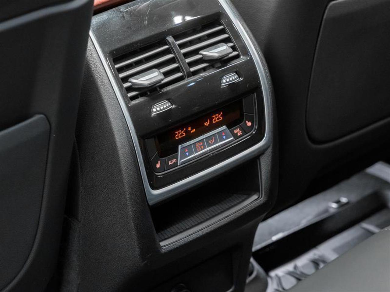 2026 BMW X6 xDrive40i 4dr All-Wheel Drive Sports Activity Coupe Photo