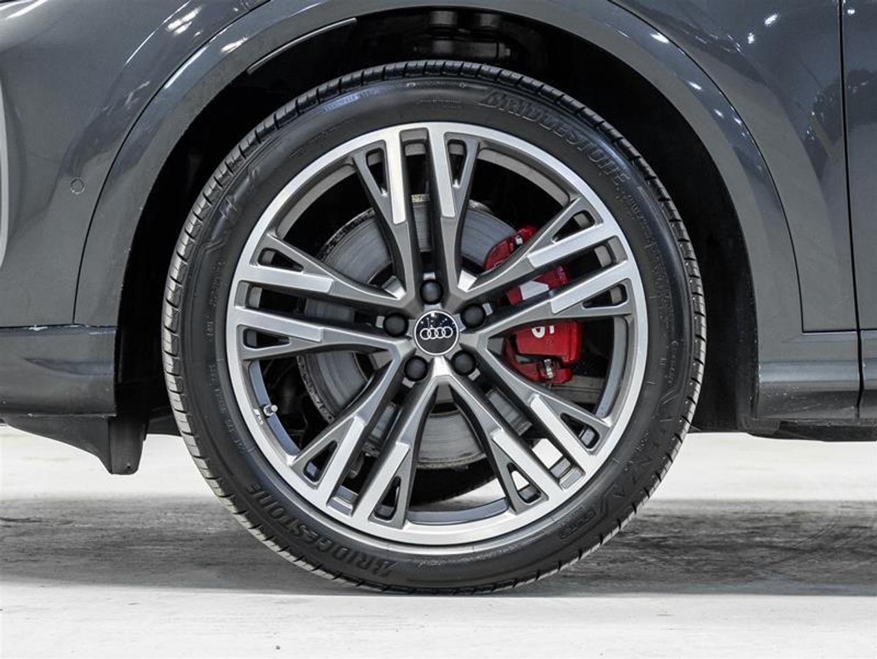 2025 Audi New SQ5 3.0T Progressiv 4dr All-Wheel Drive quattro Sport Utility Photo4