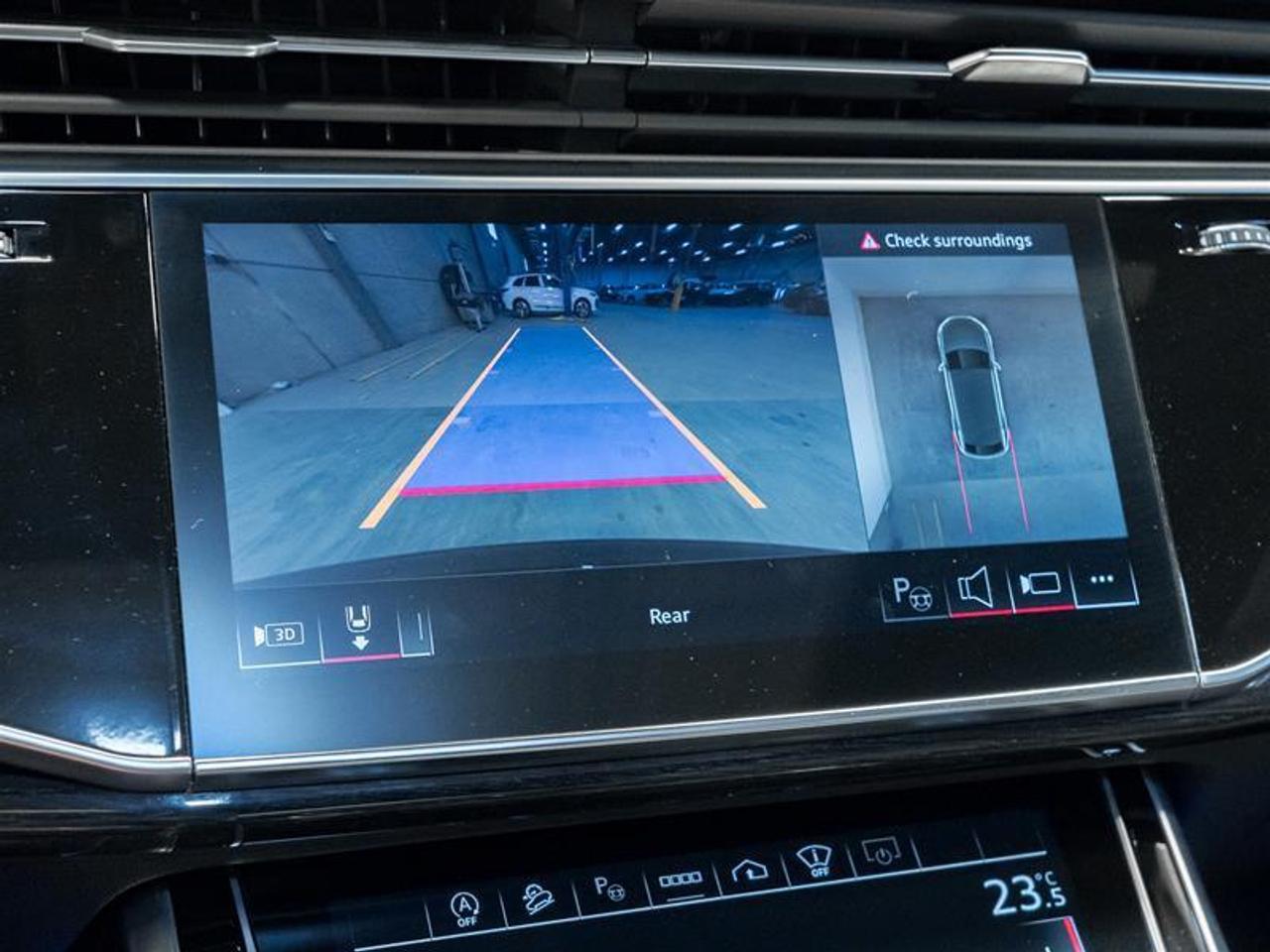 2024 Audi Q8 55 Technik 4dr All-Wheel Drive quattro Sport Utility Photo