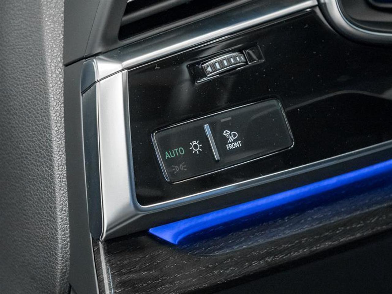 2024 Audi Q8 55 Technik 4dr All-Wheel Drive quattro Sport Utility Photo