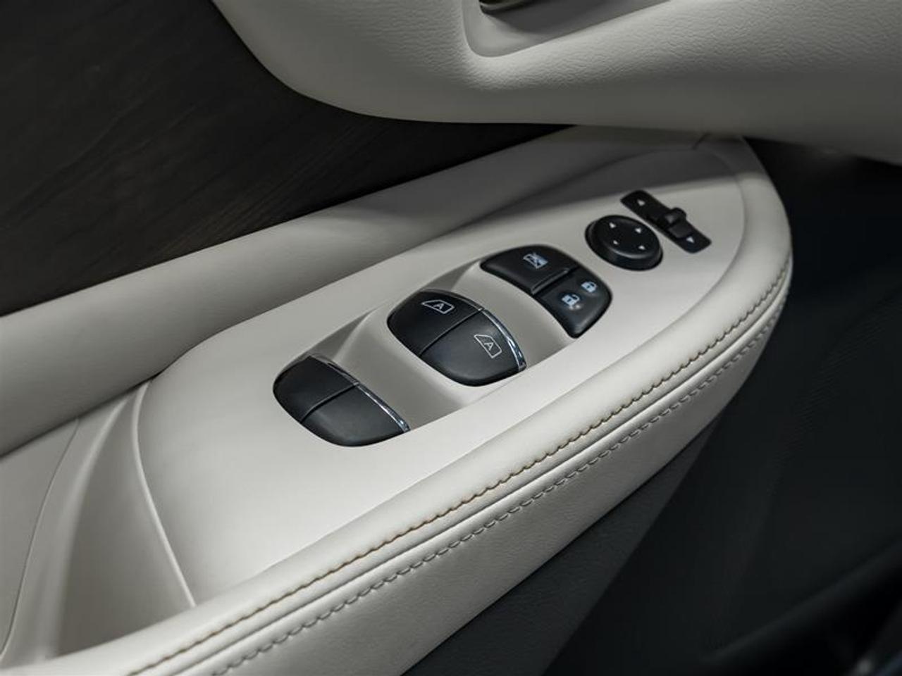 2023 Nissan Murano Platinum 4dr All-wheel Drive Photo