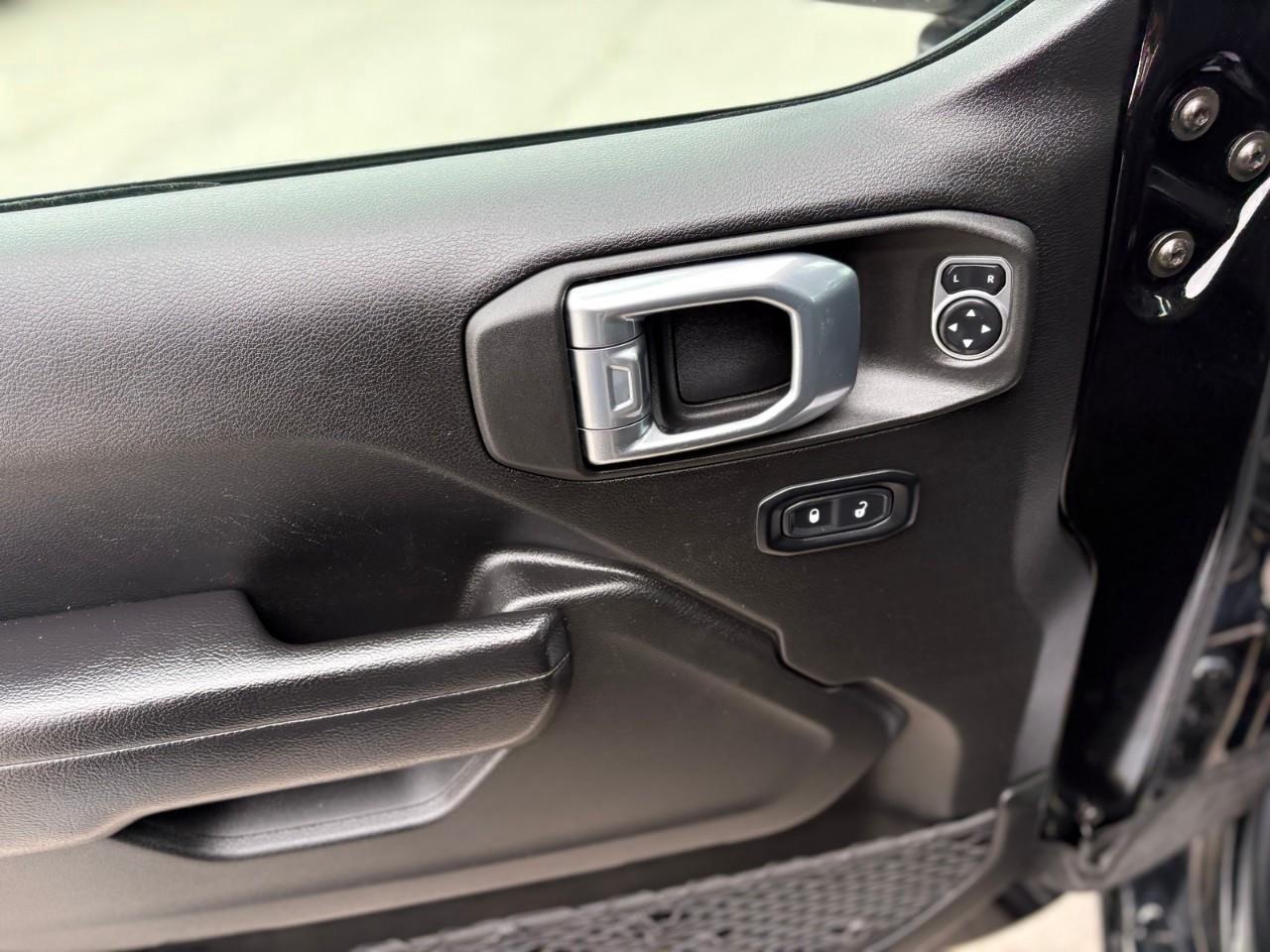 2022 Jeep WRANGLER UNLIMITED Sport 4dr 4x4 Photo