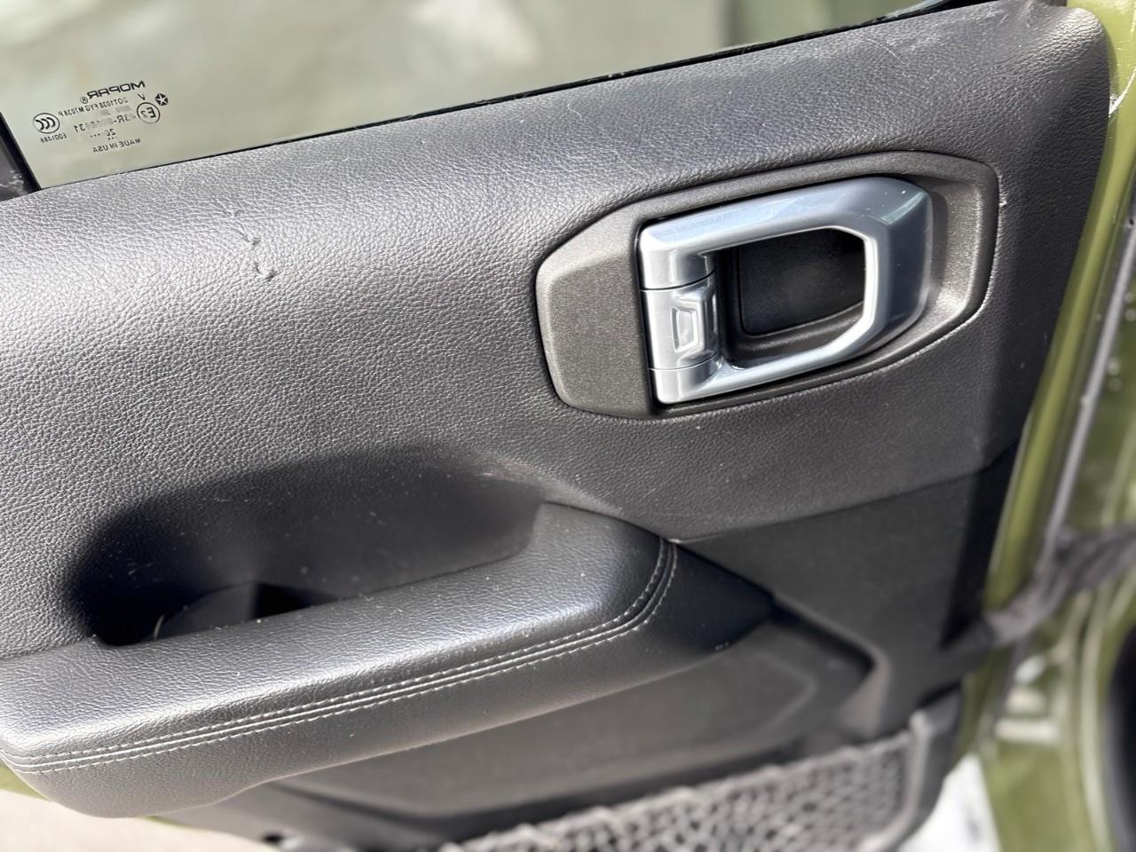 2021 Jeep WRANGLER UNLIMITED Sahara 4dr 4x4 Photo