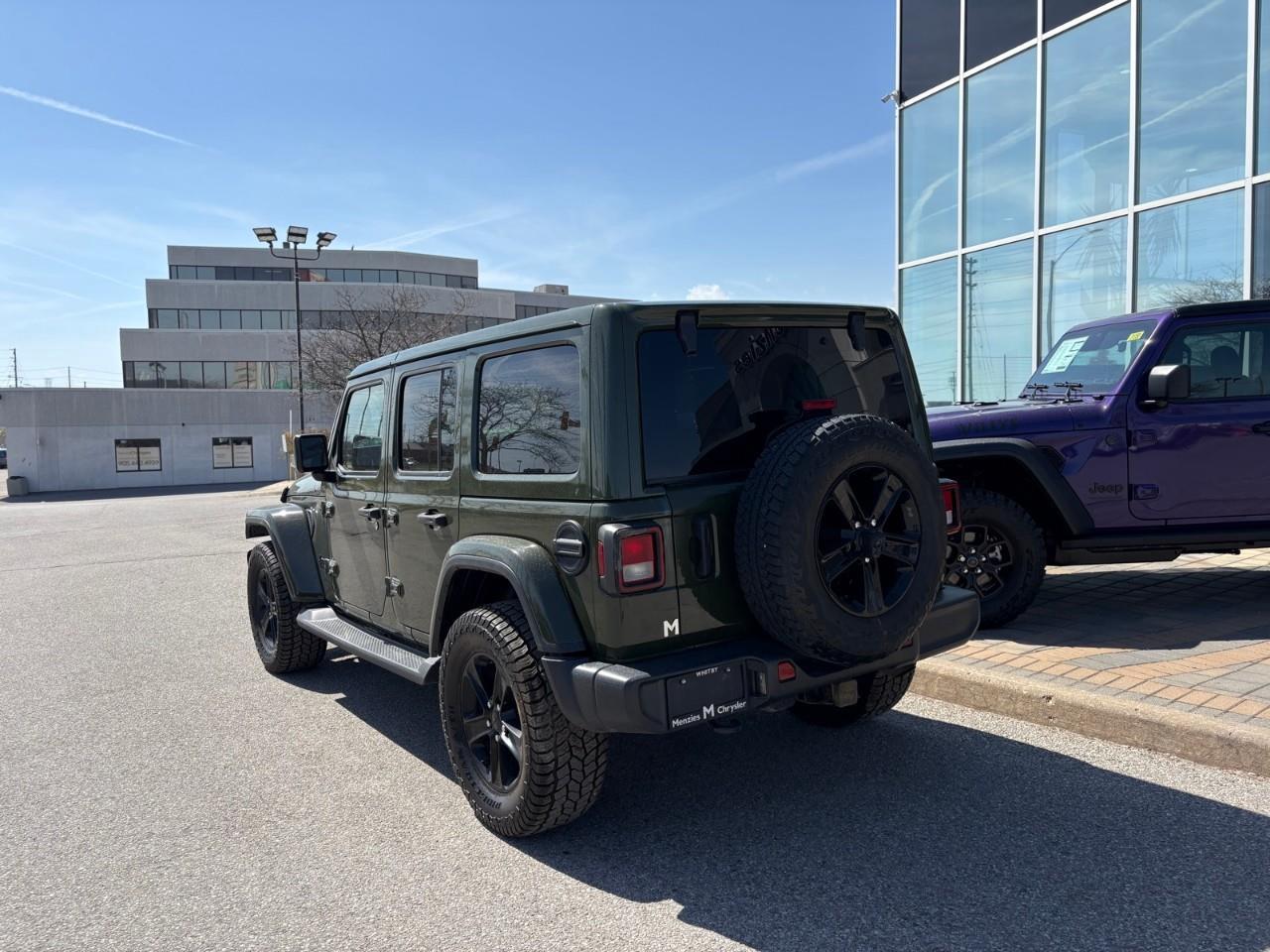 2021 Jeep WRANGLER UNLIMITED Sahara 4dr 4x4 Photo2