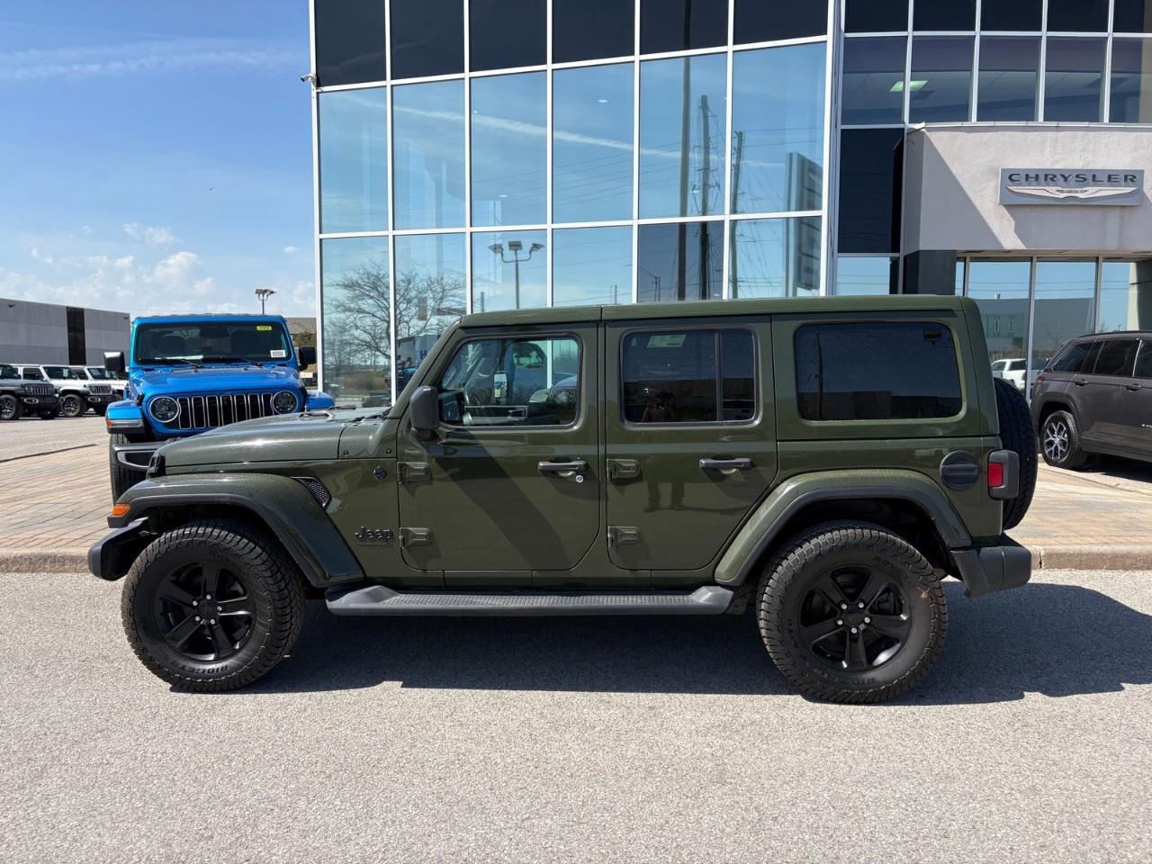 2021 Jeep WRANGLER UNLIMITED Sahara 4dr 4x4 Photo