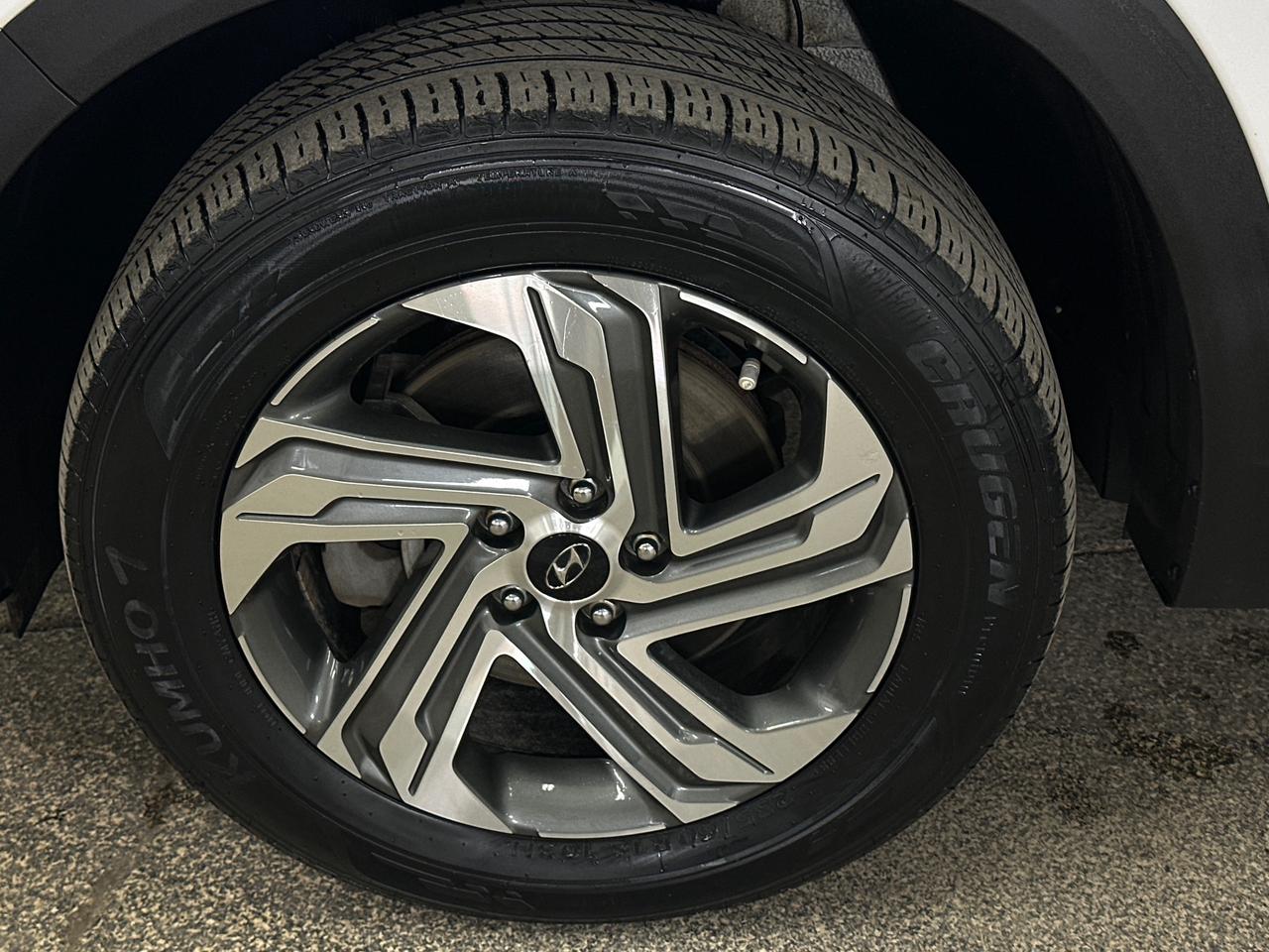 2023 Hyundai Santa Fe Preferred 4dr All-Wheel Drive Photo